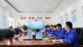 集團(tuán)領(lǐng)導(dǎo)楊振華、范德芳一行蒞臨公司調(diào)研指導(dǎo)